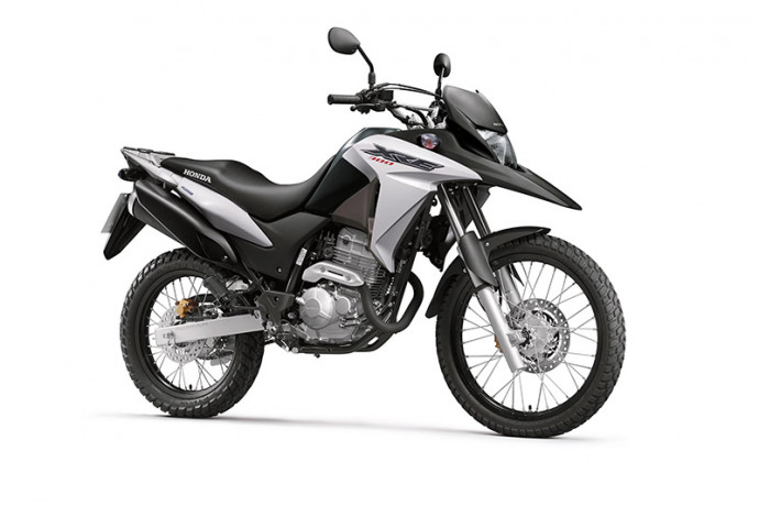 Nova Honda XRE 300 chega ao modelo 2016