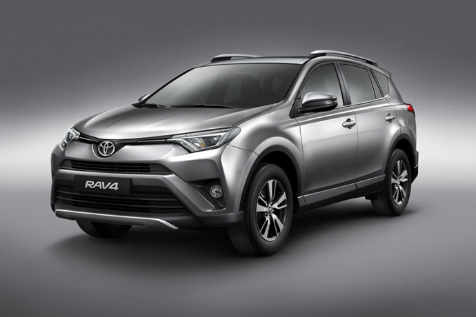 Toyota lança linha 2017 do SUV RAV4 no mercado nacional 