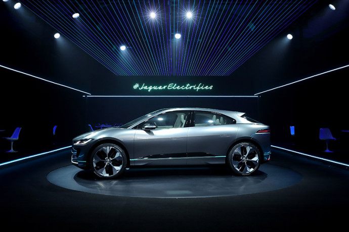 Jaguar apresenta conceito elétrico I-Pace