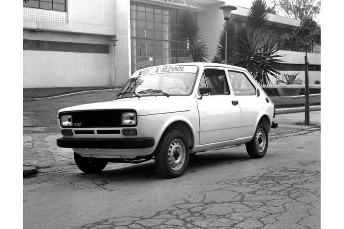 Fiat celebra os 45 anos do primeiro carro movido a etanol