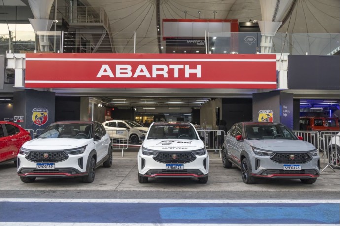 Abarth acelera nas pistas do Festival Interlagos