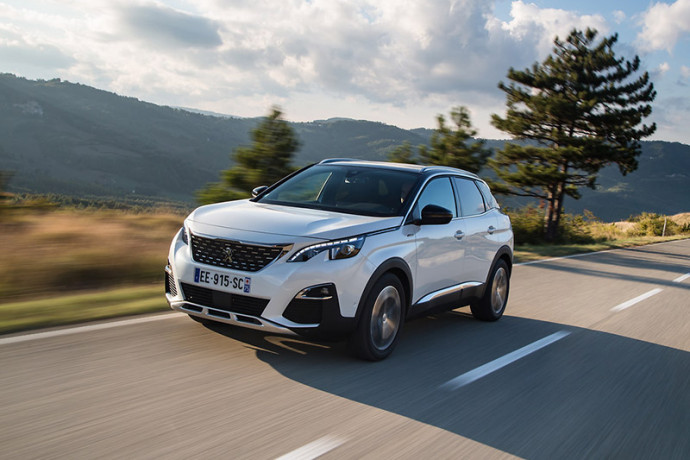 Novo Peugeot 3008 é eleito &quot;Car of The Year 2017&quot;