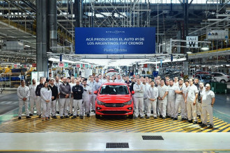 Fiat Cronos alcança marca de 150 mil unidades vendidas no Brasil