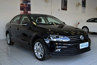 Volkswagen Jetta TSI 2.0 em condição única na Abrão Reze/Cobel