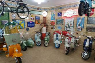 Colecionadores comemoram 70 anos da Lambretta