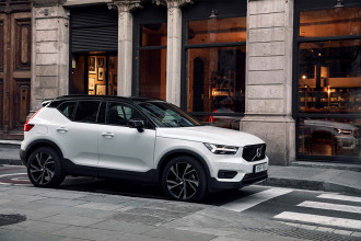 Volvo inicia a produção do XC40