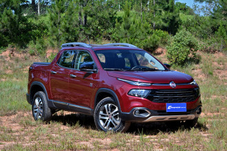 Avaliação Fiat Toro Volcano (diesel)