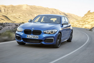 Novo esportivo BMW M140i chega ao modelo 2019