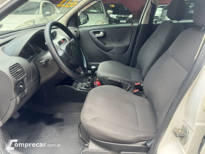 Corsa Sedan 1.4 4P PREMIUM FLEX