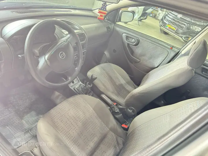Corsa 1.4 Mpfi Maxx Sedan 8V Flex 4P Manual