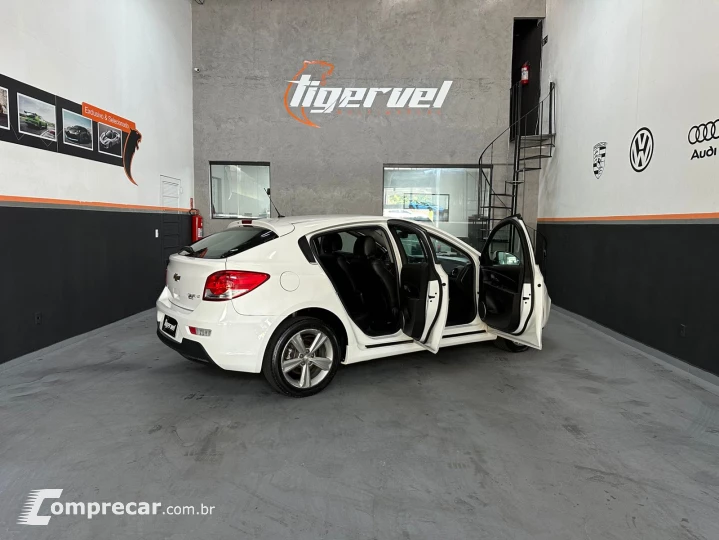 CRUZE 1.8 LT Sport6 16V