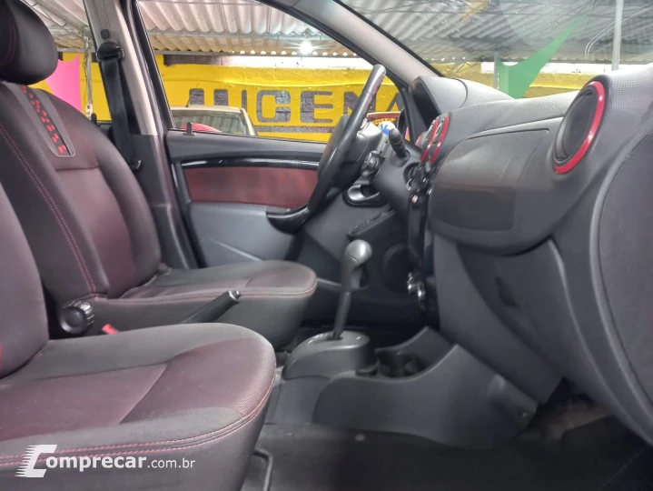 Sandero 1.6 STEPWAY 16V FLEX 4P AUTOMÁTICO