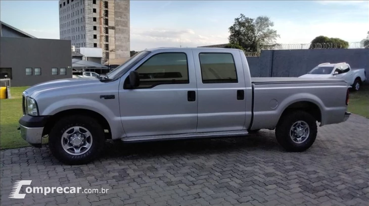 F-250 3.9 XLT 4X2 CS DIESEL 2P MANUAL