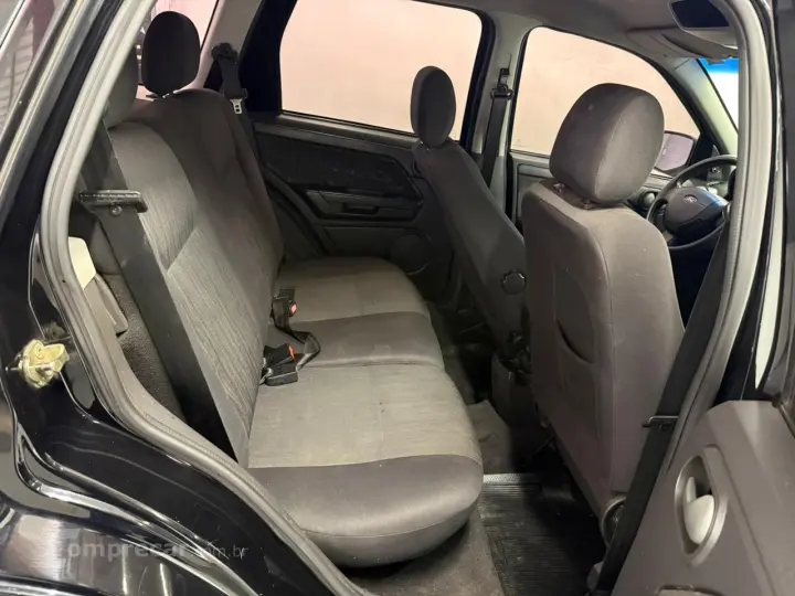 EcoSport XLT 2.0/ 2.0 Flex 16V 5p Aut.