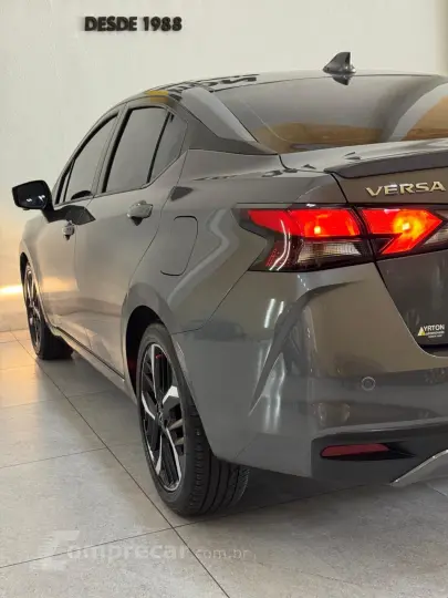 Versa Sedan 1.6 16V 4P FLEX EXCLUSIVE XTRONIC AUTOMÁTICO CVT