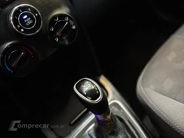 HB20S - 1.6 COMFORT PLUS 16V 4P AUTOMÁTICO