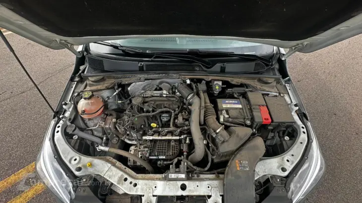 ONIX 1.0 Turbo Plus LTZ