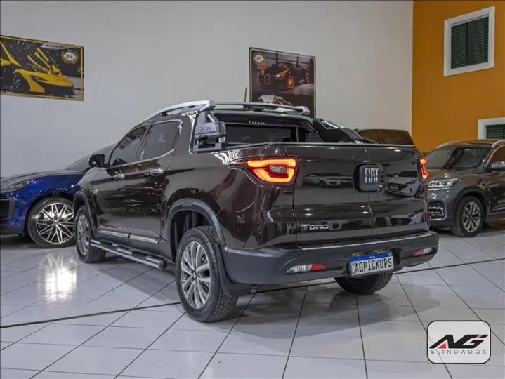 TORO 2.0 16V Turbo Ranch 4WD