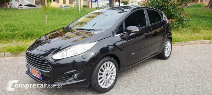 FIESTA 1.6 Titanium Hatch 16V