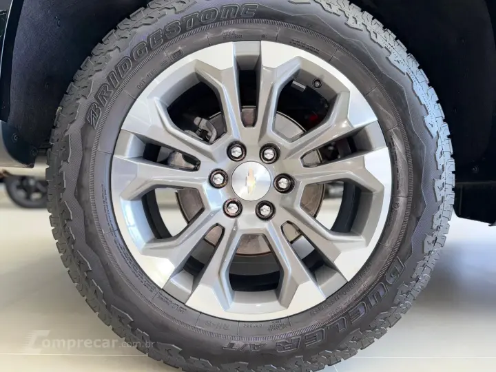 SILVERADO 5.3 V8 1500 High Country 4X4