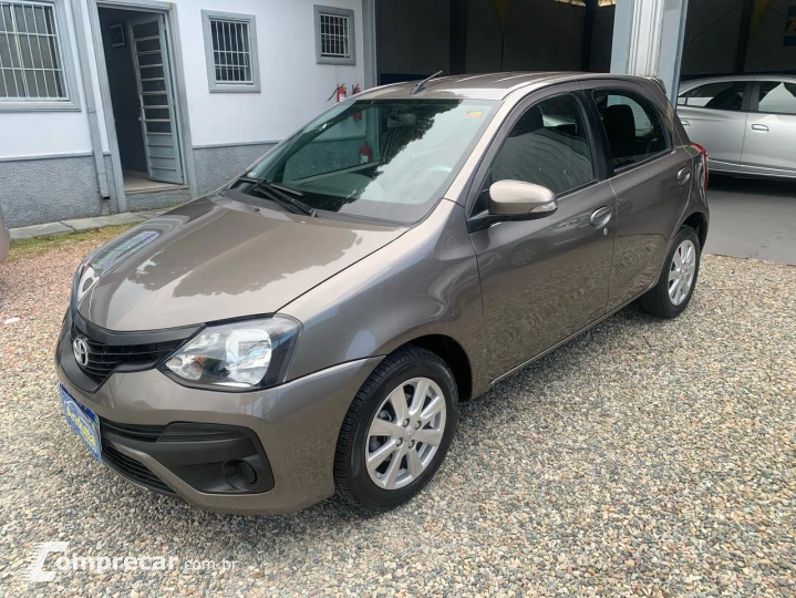 Etios Hatch 1.5 16V 4P FLEX X PLUS AUTOMÁTICO