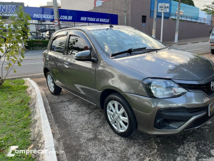 ETIOS 1.5 X Plus 16V