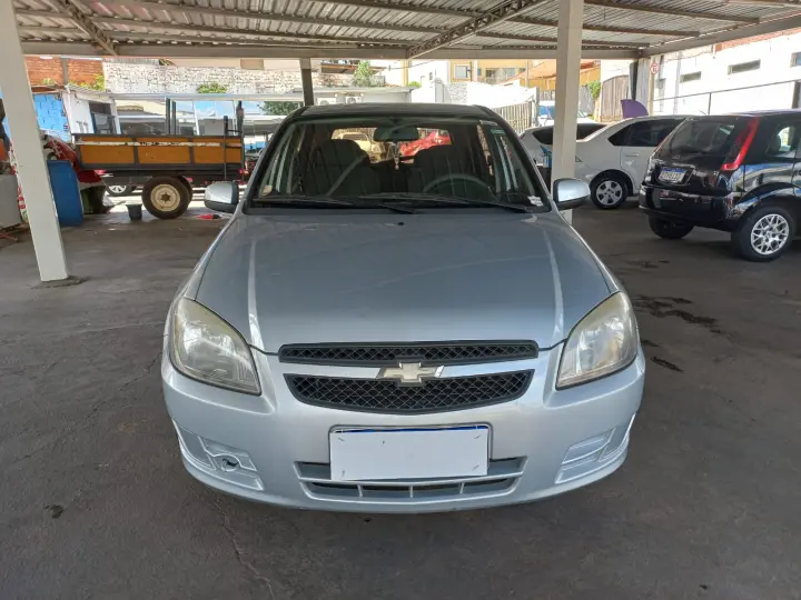 CELTA 1.0 MPFI LT 8V