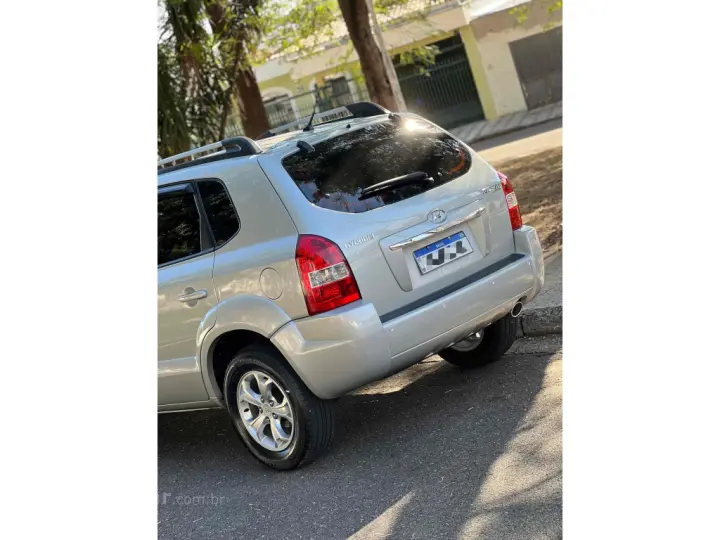 TUCSON 2.0 MPFI GLS 16V 143CV 2WD GASOLINA 4P AUTOMÁTICO