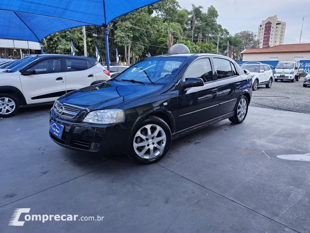 ASTRA HATCH - 2.0 MPFI ADVANTAGE 8V 4P MANUAL