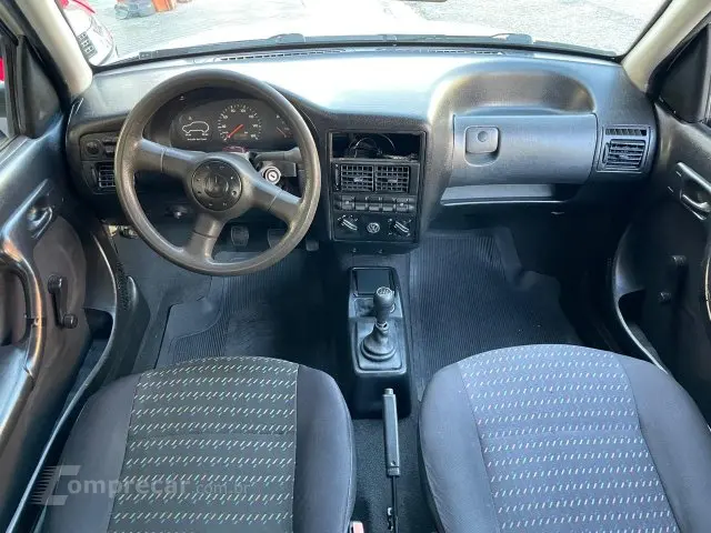 GOL - 1.0 MI 8V 2P MANUAL G.III