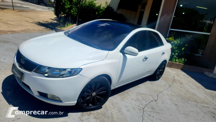 CERATO 1.6 EX Sedan 16V