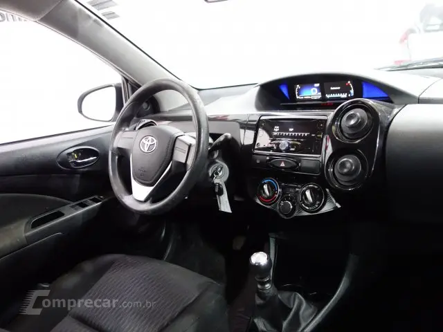 ETIOS HATCH - 1.3 X 16V 4P MANUAL