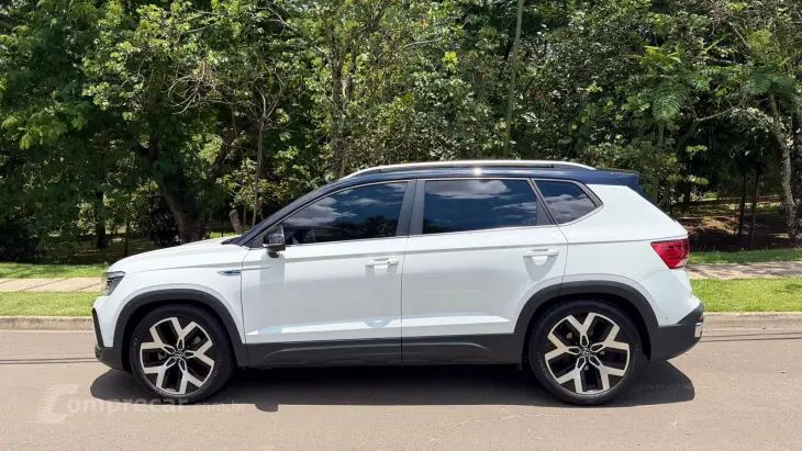 TAOS 1.4 250 TSI Highline