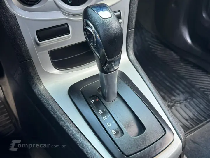 FIESTA 1.6 SE Sedan 16V