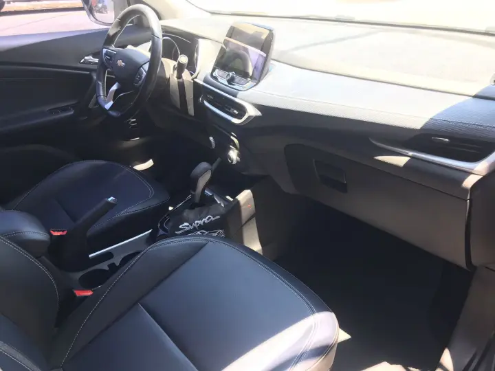 TRACKER 1.2 Turbo Premier