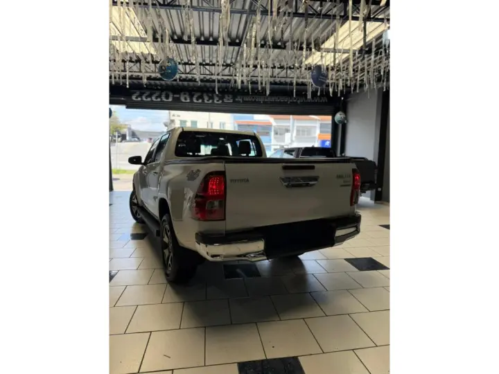 HILUX 2.8 SRX 4X4 CD 16V DIESEL 4P AUTOMÁTICO