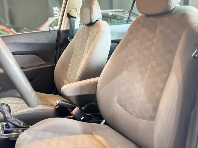 HB20S - 1.6 COMFORT PLUS 16V 4P AUTOMÁTICO