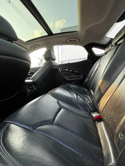 AZERA 3.0 MPFI GLS V6 24V