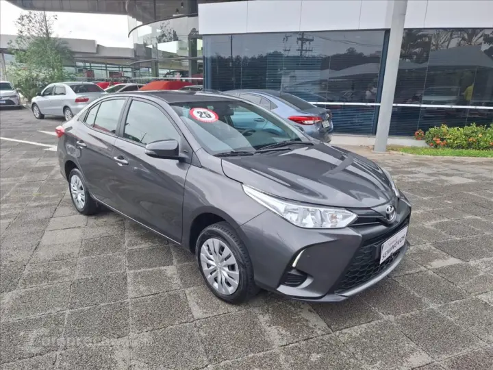 YARIS 1.5 16V FLEX SEDAN XL MULTIDRIVE