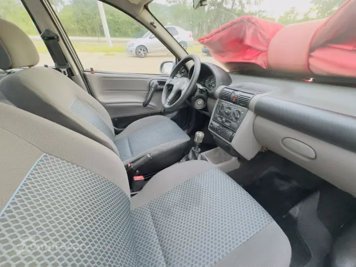 Classic Sedan 1.0 4P VHCE FLEX LS