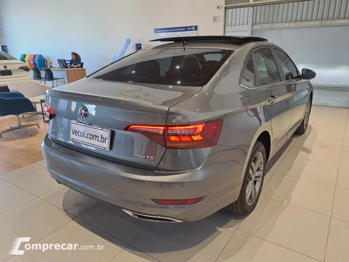 Jetta 1.4 4P 250 TSI R-LINE AUTOMÁTICO