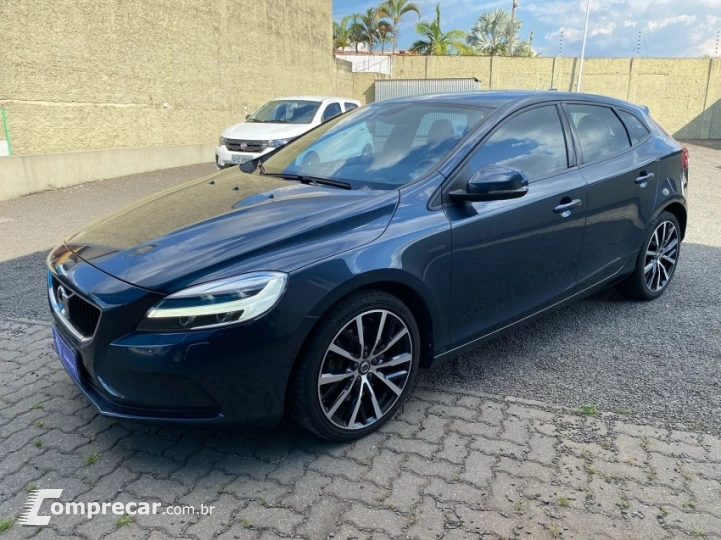 V40 2.0 T4 Momentum