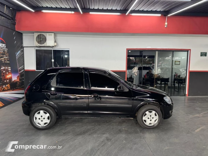 CELTA 1.0 MPFI LT 8V