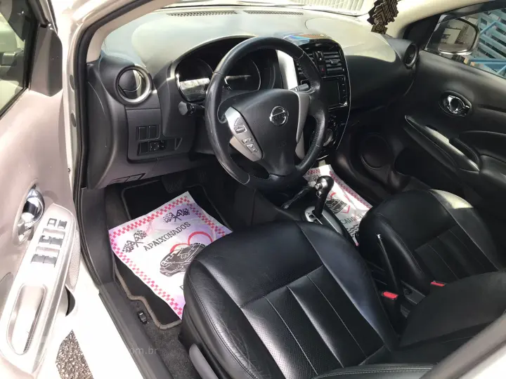 VERSA 1.6 16V Unique