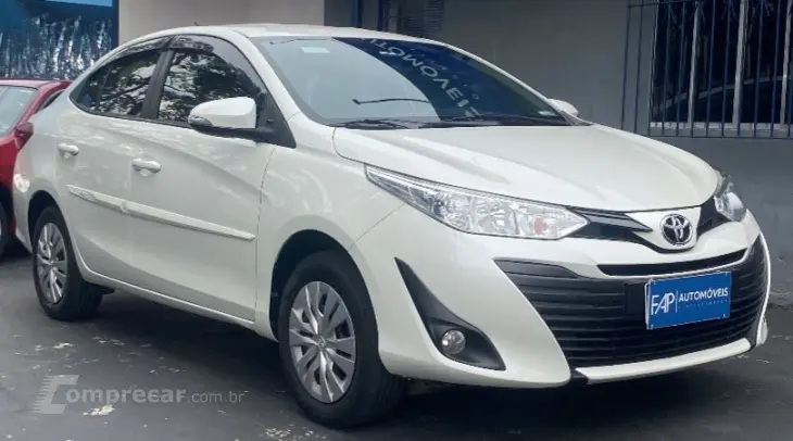 Yaris Sedan 1.5 16V 4P FLEX XLS MULTIDRIVE AUTOMÁTICO CVT