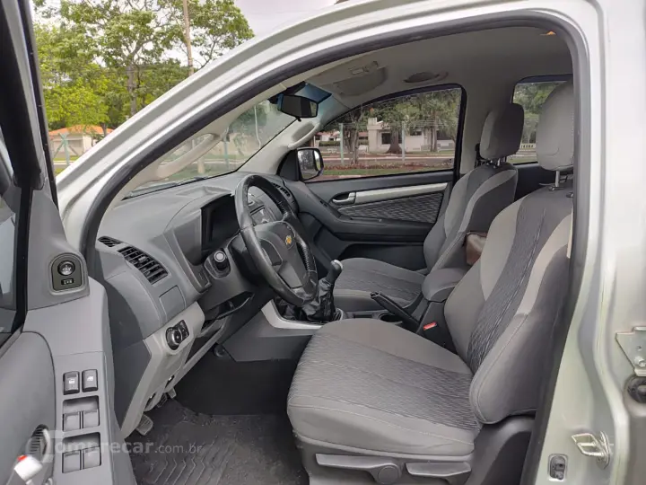 S10 2.4 Advantage 4X2 CD 8V