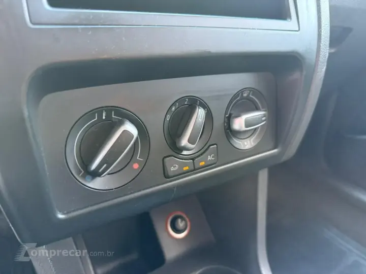 SPACEFOX 1.6 MI SPORTLINE 8V FLEX 4P AUTOMATIZADO