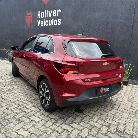 ONIX 1.0 Turbo Premier