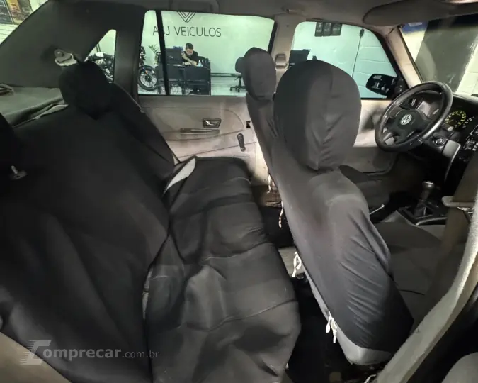 Santana 2.0 Mi 2p e 4p