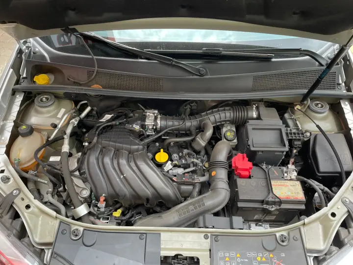 SANDERO 1.6 16V SCE Stepway Iconic